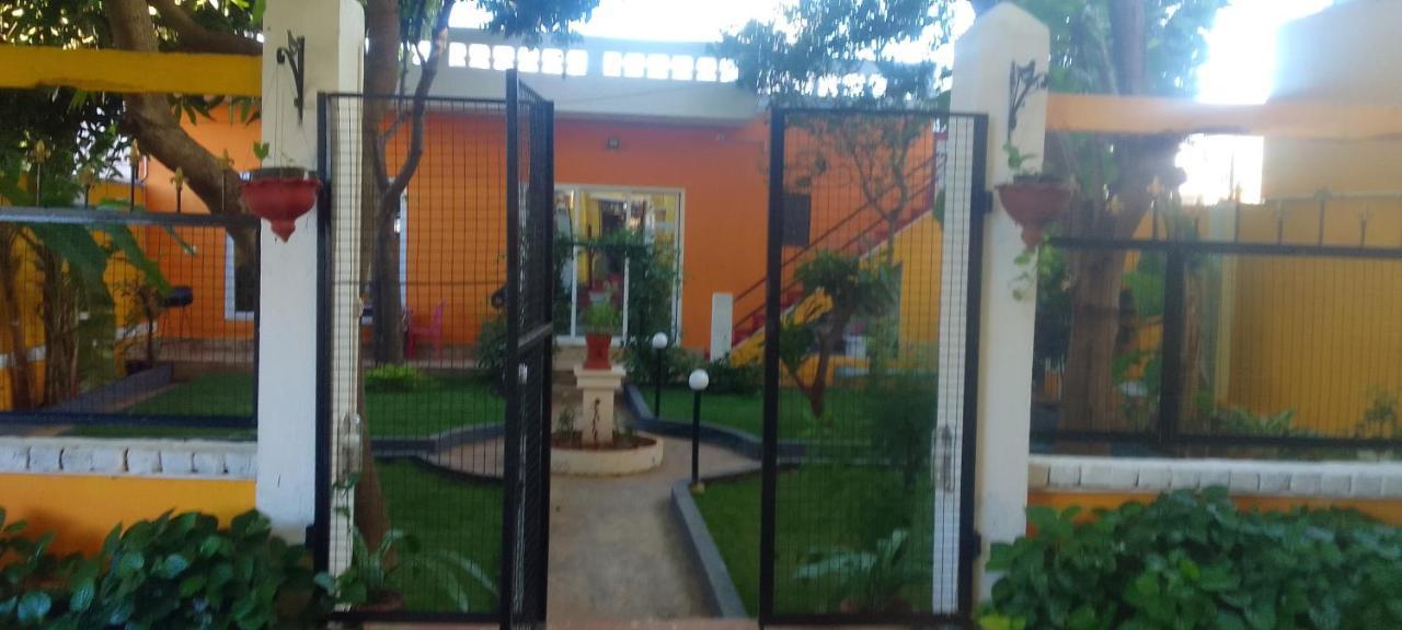 Chan Maison @ Lakshmi Gardens بونديتْشيري المظهر الخارجي الصورة